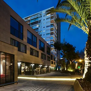 Upper Diagonal 4*, Barcelona Hiszpania
